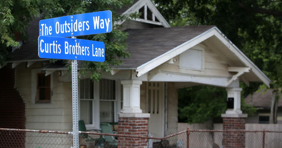 'Grease' cast members coming to Claremore, Outsiders House Museum