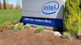 Seeking edge over rivals, Intel first to assemble ASML's next-gen chip tool