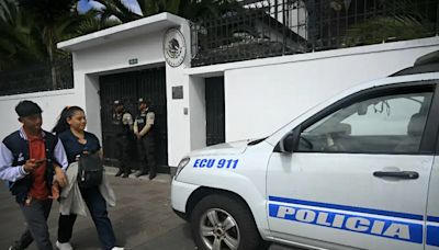 La invasión a la embajada de México fue una ‘circunstancia excepcional’, argumenta Ecuador