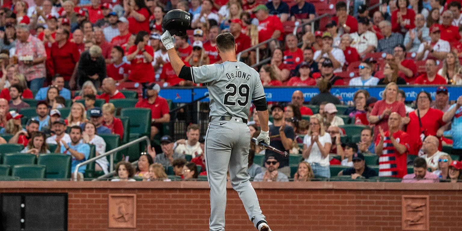 Cardinals spoil DeJong's first game back in St. Louis