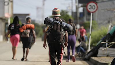 Adiós al sueño americano: el miedo al Darién ata a algunos venezolanos a Colombia