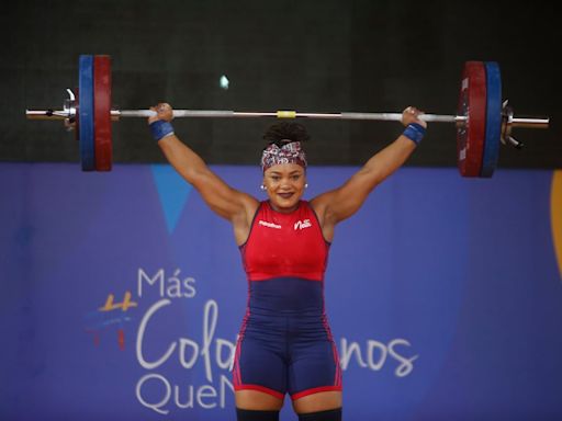 Neisi Dajomes, campeona olímpica de Ecuador, llega a París 2024 para luchar por su segunda medalla de oro en levantamiento de pesas