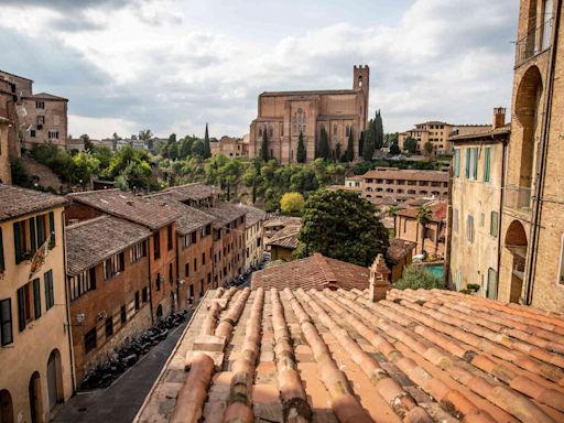 This Gorgeous Region of Italy Has Rolling Vineyards, Hilltop Medieval Villages, and Incredible Food