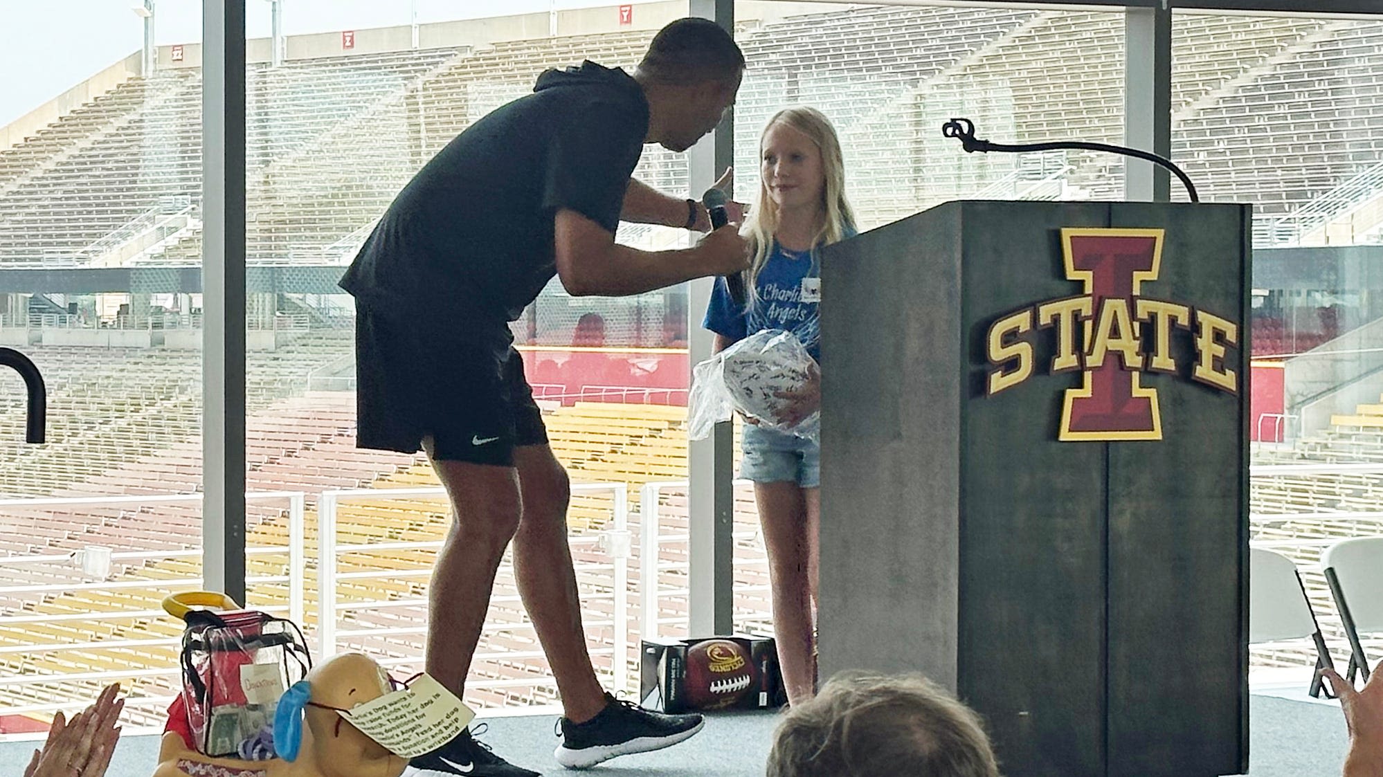 Photos: ISU coach Matt Campbell speaks at Charlie's Angels event