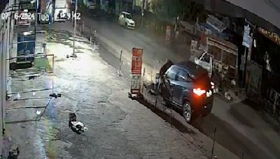 On Camera, Drunk Man Drives SUV Into Truck Carrying Chickens In Pune