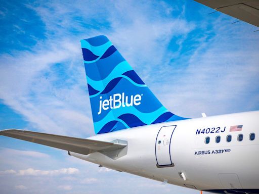 JetBlue Slashes its Winter Transatlantic Schedule — A Sign of Weakness or Strength?