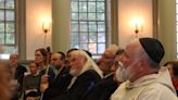 Aquidneck Island gathers in show of support for Israel