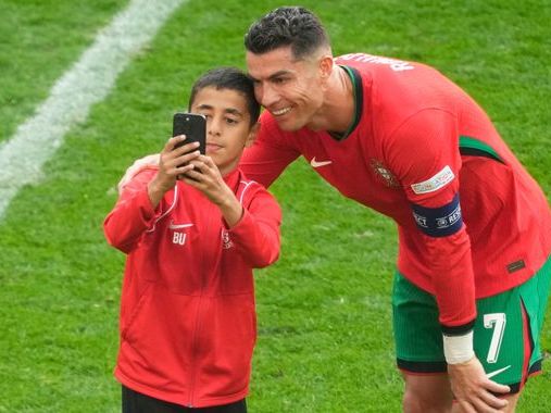 Pitch invaders keen for Cristiano Ronaldo selfies disrupt Turkey v Portugal Euro 2024 match
