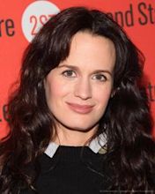 Elizabeth Reaser