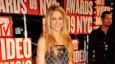 Mejor que ayer: Shakira impacta con vestido ‘vintage’ en el show de Jimmy Fallon