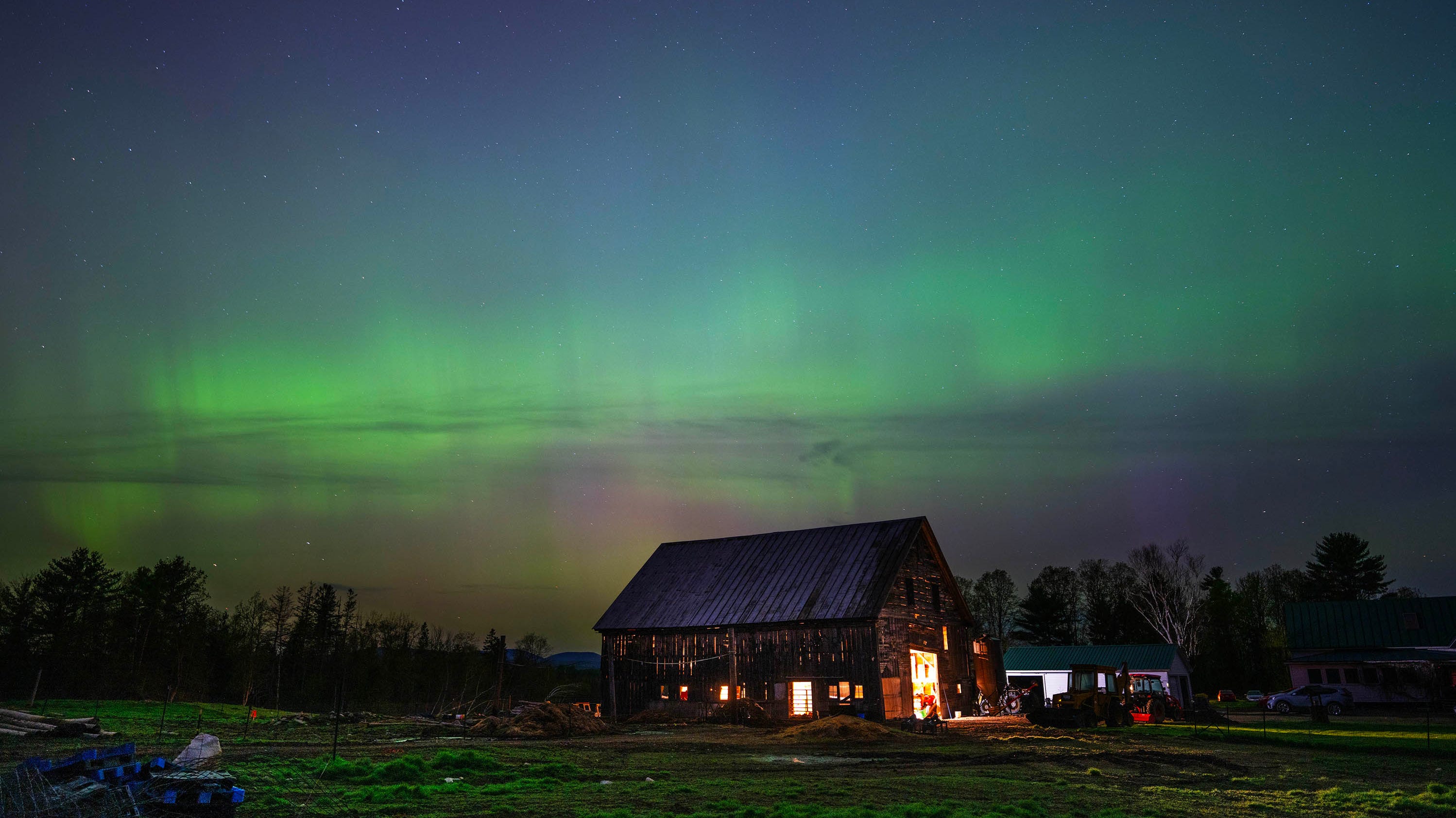 Will the northern lights be visible in California this week? Here's your aurora odds.