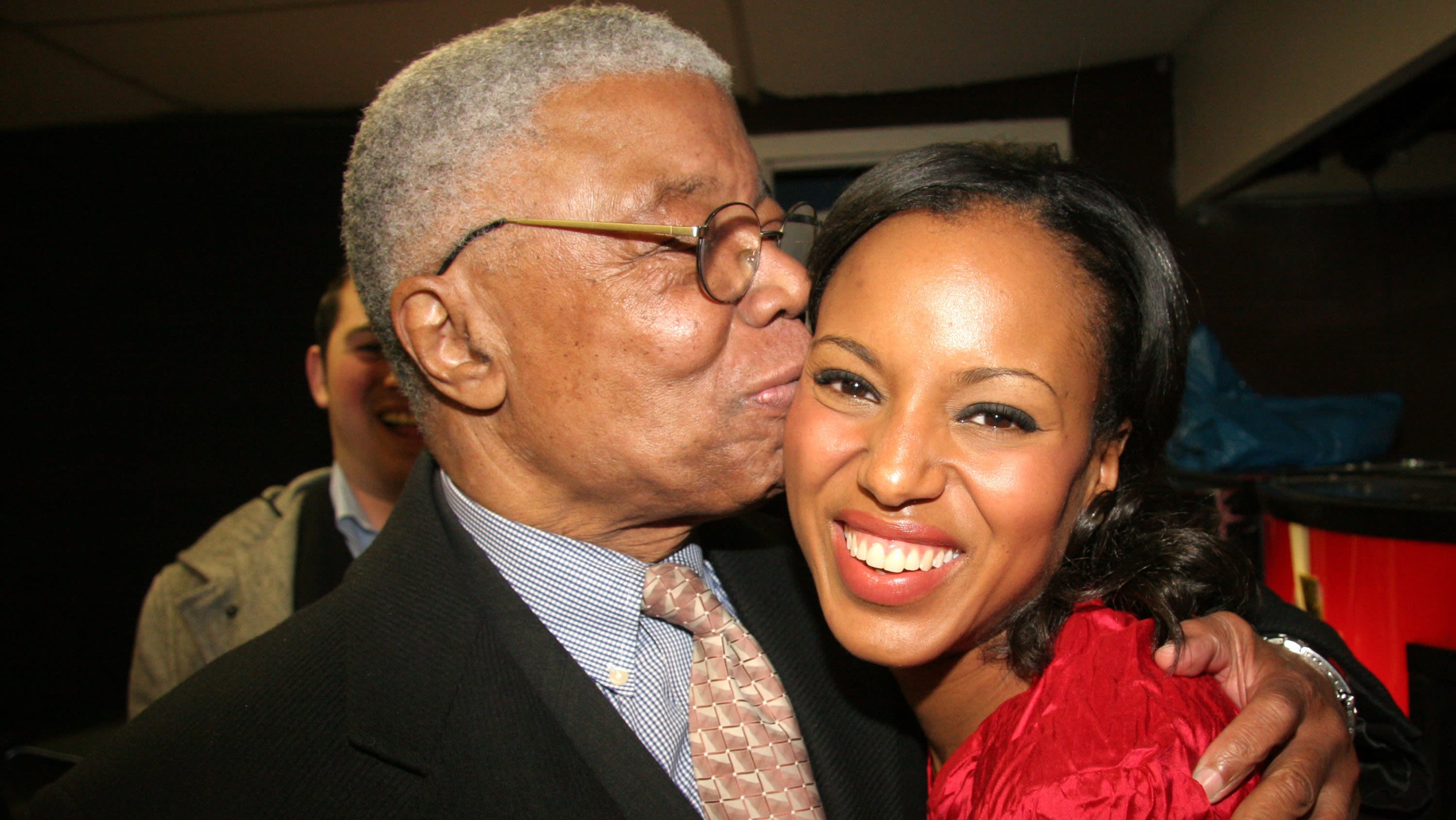 Kerry Washington almost canceled her memoir after learning the truth about her father