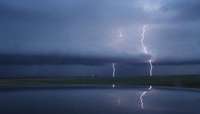 Texas residents urged to take shelter in special warning