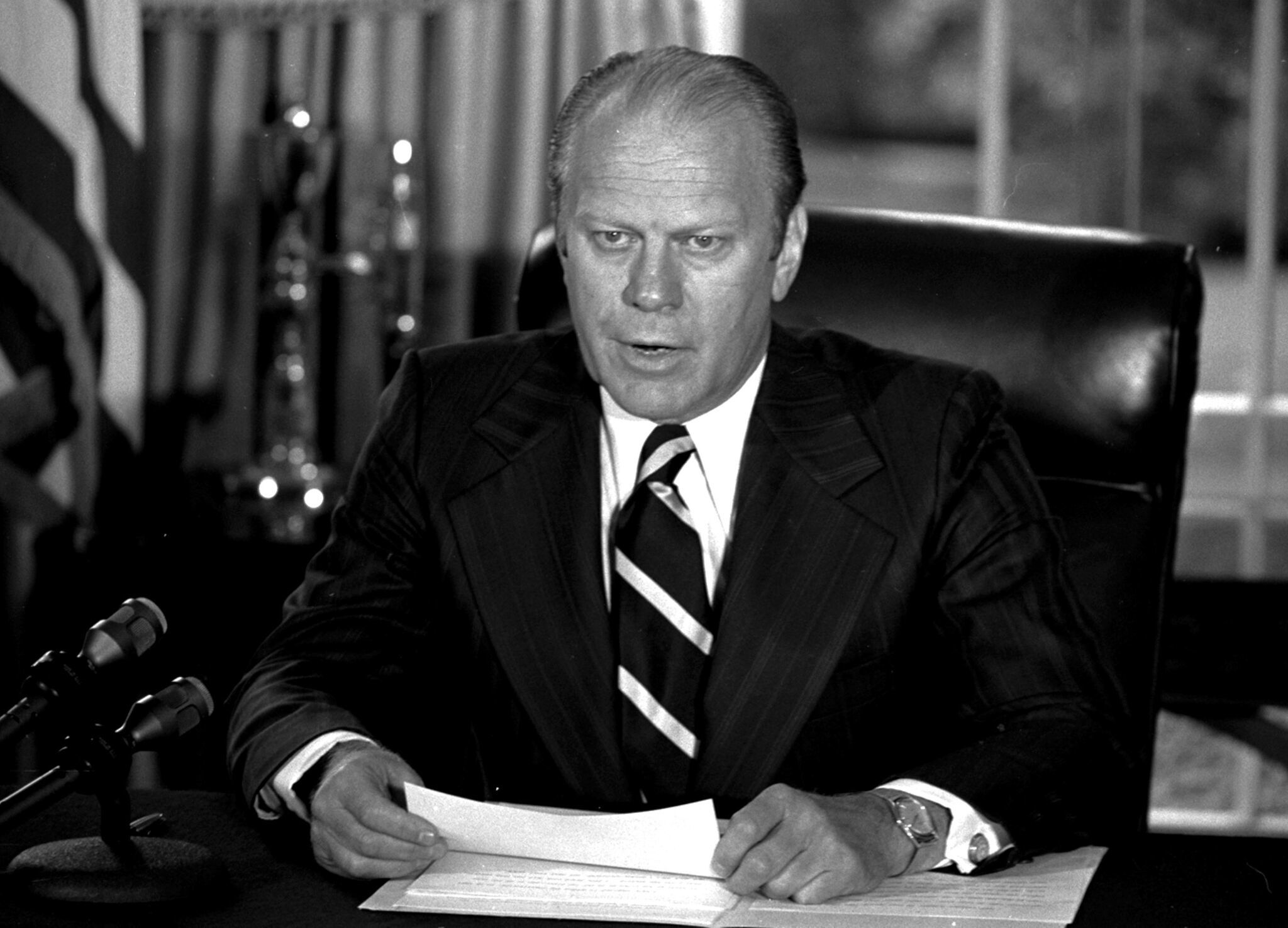 Ford's pardon of Nixon hangs over presidential immunity argument