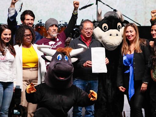 Ya es oficial: presidente Petro sancionó ley que prohíbe las corridas de toros