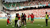 El escándalo no termina en París 2024: Argentina pide que le den los puntos ante Marruecos tras gol anulado después de dos horas - La Tercera