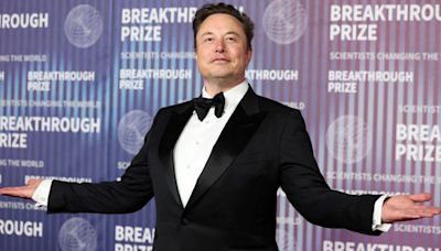 Elon Musk says bold text will be removed from X timelines