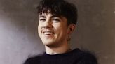 Declan McKenna and Noah Kahan Vie For U.K. No. 1 Album