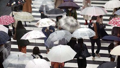 氣象預報》今年最強鋒面爆發！3波接力「全台雷雨狂炸6天」，未來一周天氣出爐-風傳媒