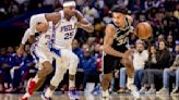 Spurs hand 76ers third straight loss to open season, 114-105