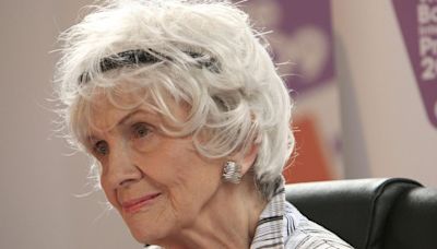 Literary world shocked as Alice Munro's daughter reveals her mother stayed with her abuser