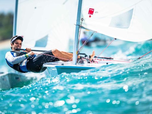 Velejador medalhista pelo Brasil deixou o esporte para empreender e hoje patrocina o rival na Olímpiada