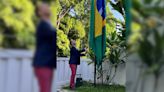 ¿Por qué flameó la bandera de Brasil en la embajada Argentina en Venezuela?