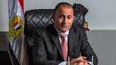 'Rei das Travessias': Conheça o magnata egípcio que fatura milhões com fuga de palestinos da guerra em Gaza