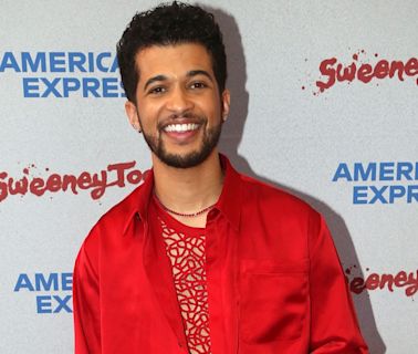 Jordan Fisher, Alyssa Milano & More to Join Broadway Flea Market & Grand Auction Autograph Table & Photo Booth