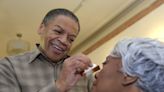 Baltimore native Reggie Wells, master makeup artist who styled Oprah Winfrey, dies