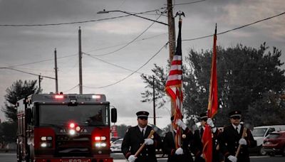 Pine Island Fire Department leads funeral procession for retired chief