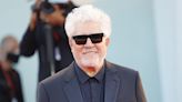 Pedro Almodóvar trata de saldar la deuda que le dejó su inseguridad con Hollywood