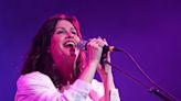 Alanis Morissette Pays Tribute to Former Bandmate Taylor Hawkins During London Concert