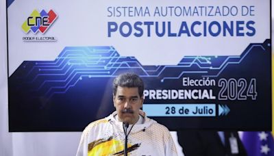 Maduro intenta mandarle un mensaje a Biden en inglés y provoca la risa entre el público