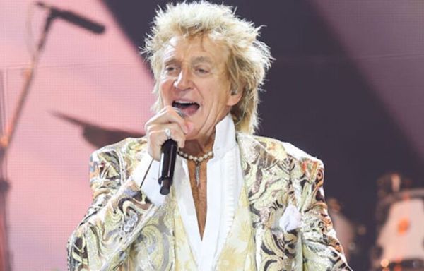 Rod Stewart's pals plead 'hang up mic' ahead of 80th birthday after concern