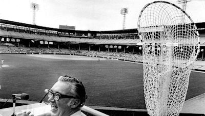 Column: Don’t forget Harry Caray’s legacy with the Chicago White Sox — for calling it like it is