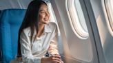 Una azafata de vuelo explica el truco para ‘castigar’ a los pasajeros que rechazan cambiar de asiento