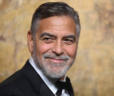 Broadway aposta em astros de Hollywood, como George Clooney, e diminui musicais