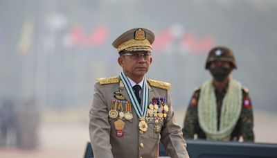 El líder de la junta militar de Birmania asume también la presidencia del país