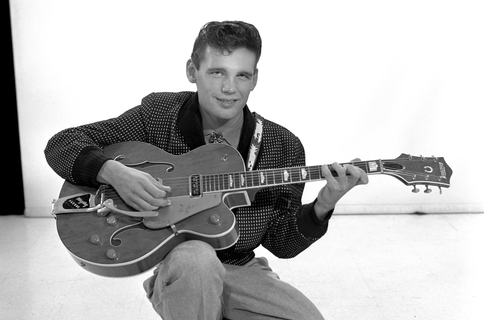 Duane Eddy, Grammy-Winning ‘Rebel-Rouser’ Guitarist, Dies at 86