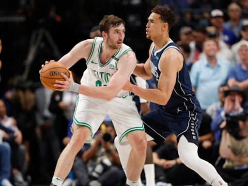 Celtics reportedly sign Luke Kornet, Neemias Queta to new contracts