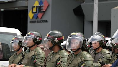 Comunidade internacional deve pressionar Venezuela, mas sem aplicar novas sanções, dizem analistas