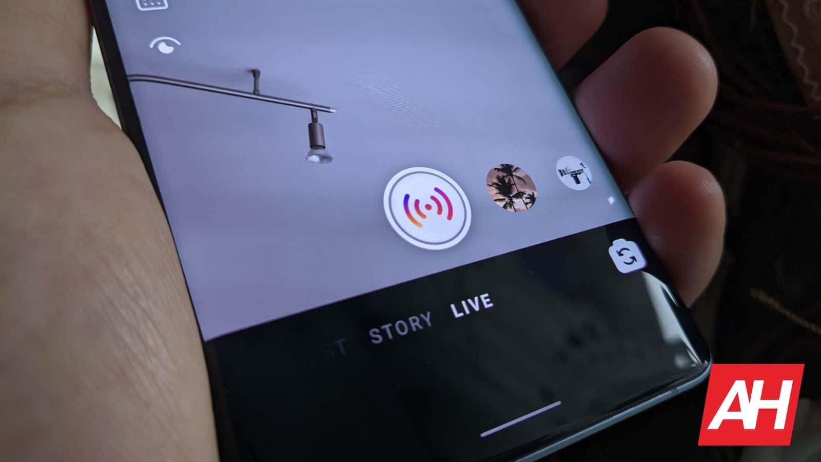 You can now start Instagram Lives only accessible to Close Friends