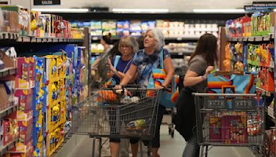 A year since emergency SNAP benefits expired, thousands of Minnesotans struggle with grocery bills