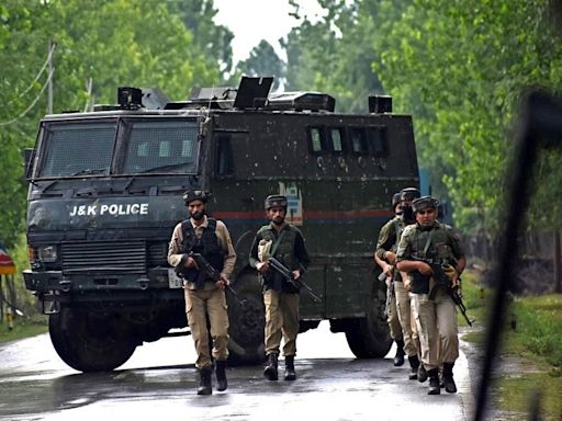Security forces launch cordon-and-search operation in J-K’s Baramulla