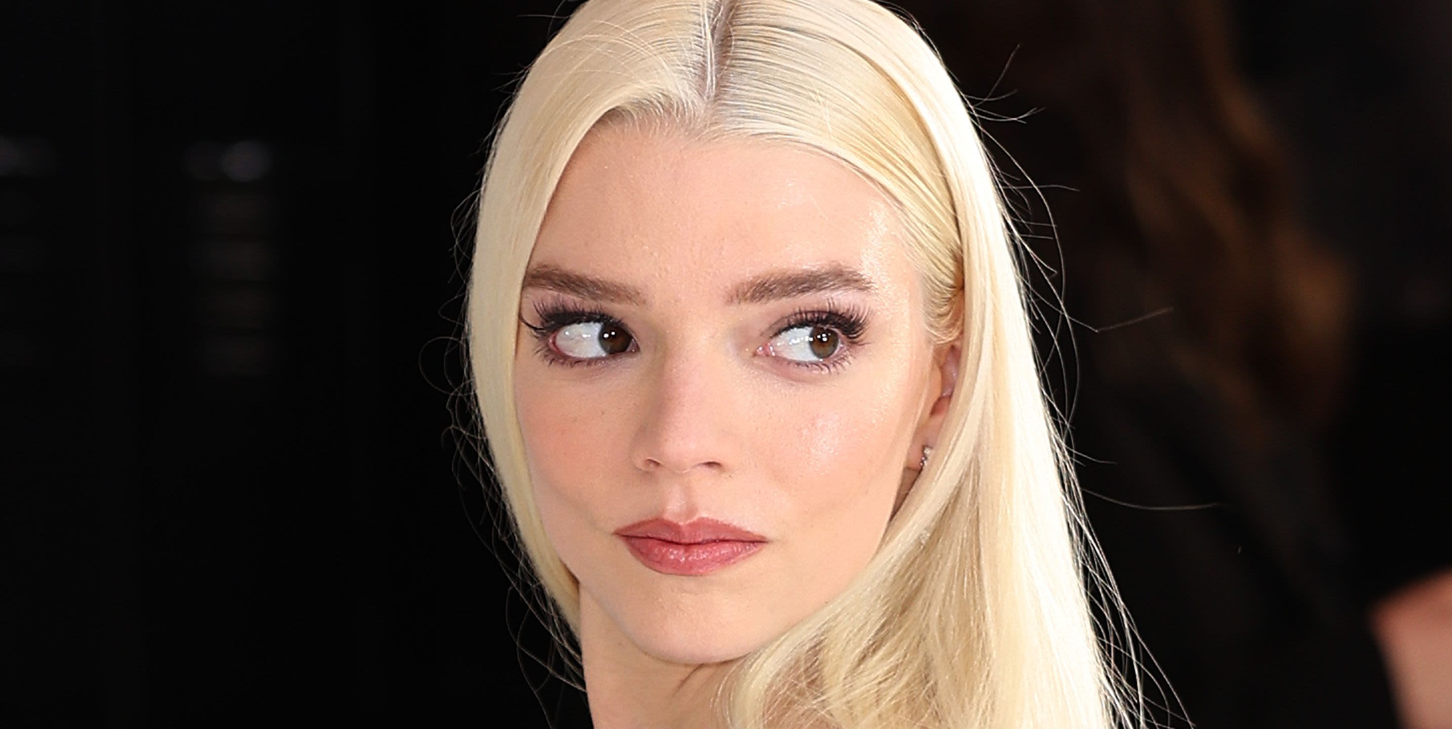 Anya Taylor-Joy’s bun hairstyle looks like a gigantic pastry