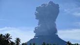 印尼伊布火山再次噴發 火山灰柱衝上5公里高空