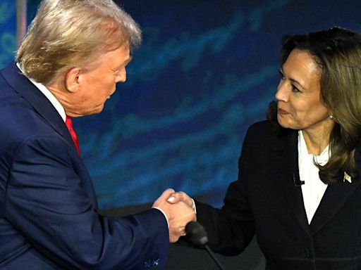 Kamala Harris’ Debate Handshake Spoke Volumes. Body Language Experts Reveal Why.