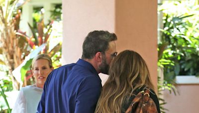 Jennifer Lopez and Ben Affleck Reunite After Divorce Filing for Lunch With Their Kids