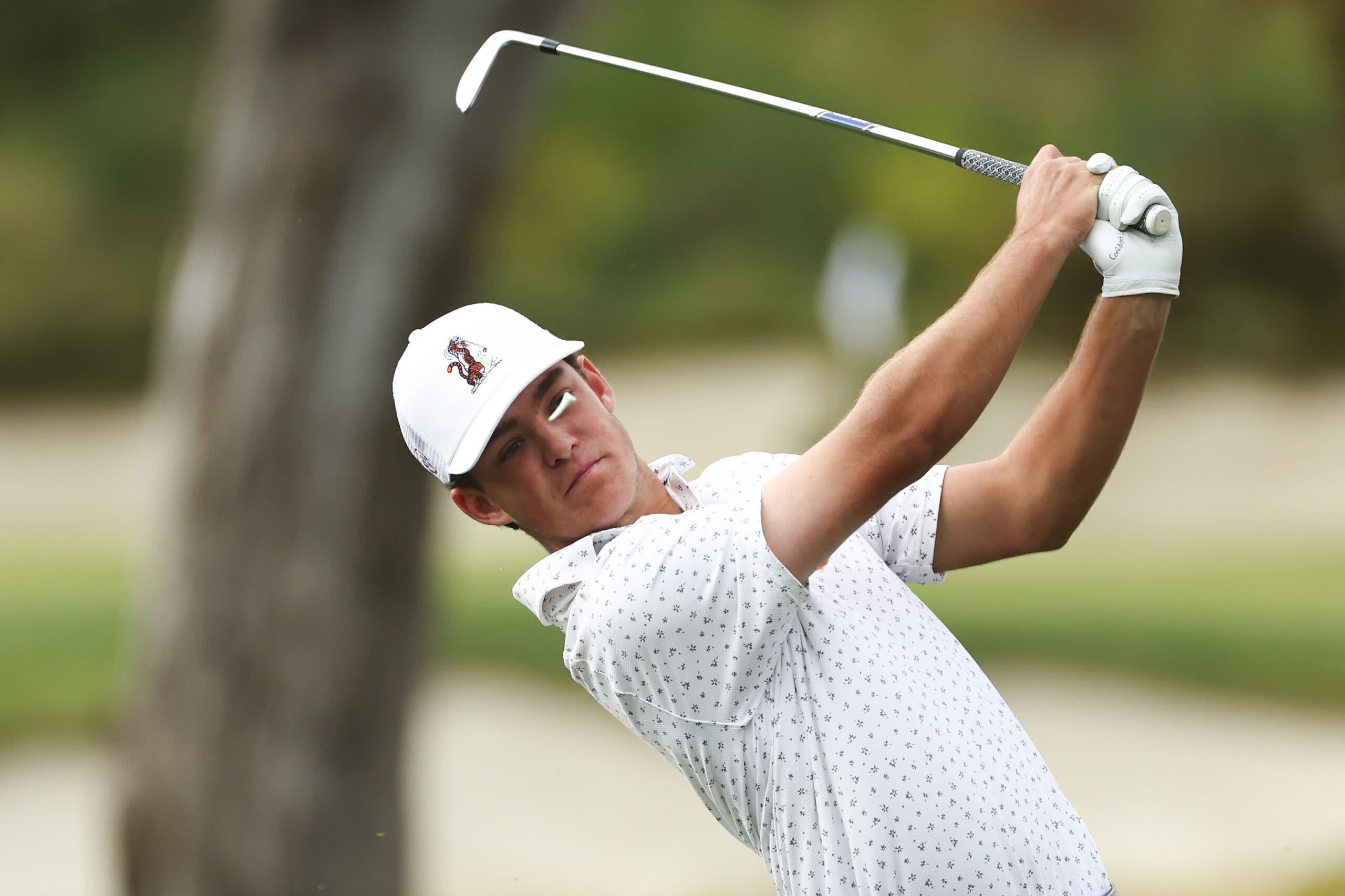 Haskins winner Jackson Koivun wins in extras, sends Auburn to national championship match against Florida State